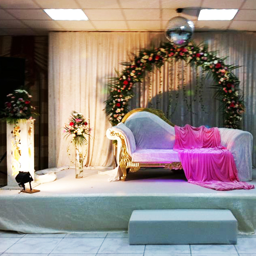 Flower themed wedding stage decoration